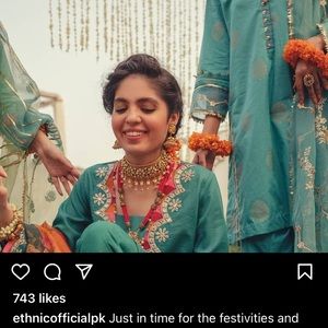 Pakistani Indian ethnic 3 pc suit **tulip pants